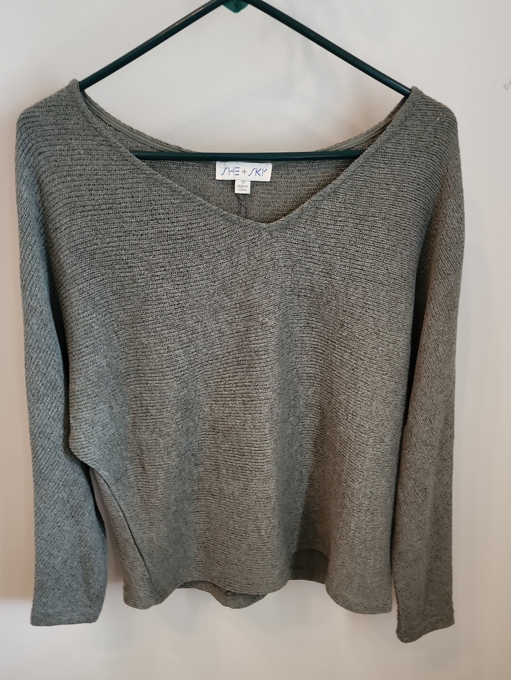 She + Sky Olive V-Neck Knit Sweater
